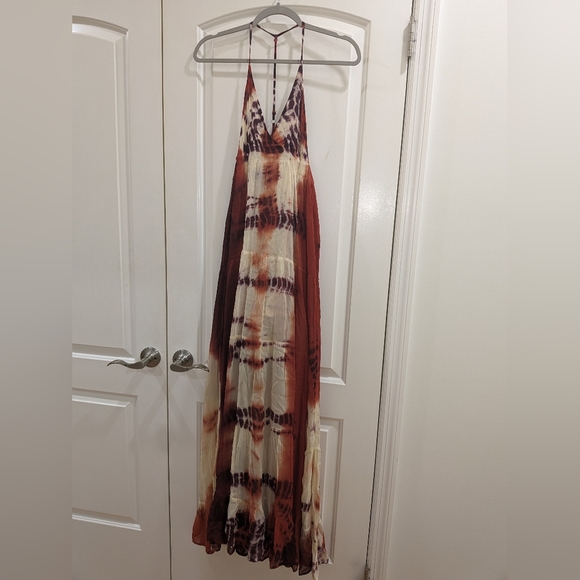 8. NWOT RAGA RAVI MAXI HALTER DRESS - Picture 6 of 6